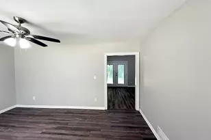 2185 Chinaberry Way SW, Atlanta, GA 30311 - Photo 4