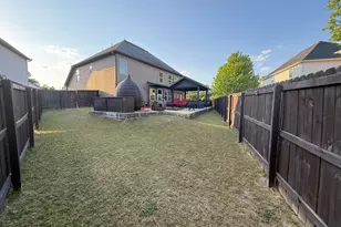1214 Little Hampton Dr, Lawrenceville, GA 30045 - Photo 12