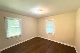 1722 McClelland Ave, East Point, GA 30344 - Photo 12