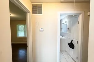 1722 McClelland Ave, East Point, GA 30344 - Photo 6