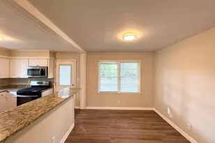 3040 Barksdale Cir, East Point, GA 30344 - Photo 6
