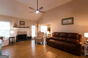 325 Clearbrook Dr, Covington, GA 30016 - Photo 10