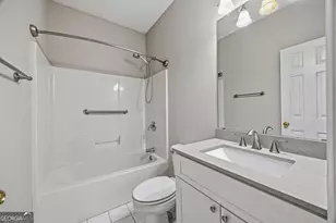 45 Hillsborough Ct, Sharpsburg, GA 30277 - Photo 22