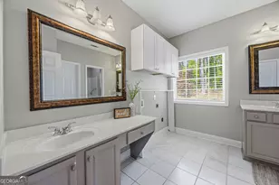 45 Hillsborough Ct, Sharpsburg, GA 30277 - Photo 20