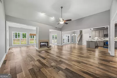 45 Hillsborough Court, Sharpsburg, GA 30277 - Photo 6