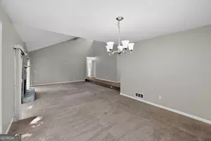 5007 Hickory Oak Ct, Stone Mountain, GA 30088 - Photo 10