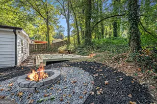 846 Mell Ct S E, Smyrna, GA 30080 - Photo 18