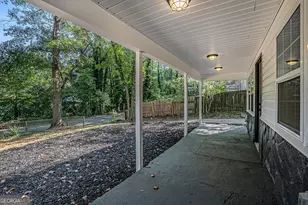 846 Mell Ct S E, Smyrna, GA 30080 - Photo 6