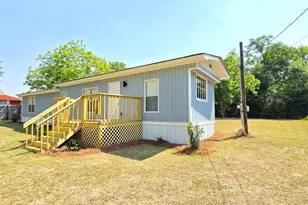 956 Donaldson St, Metter, GA 30439 - Photo 2