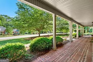 115 Millstone Dr, Fayetteville, GA 30215 - Photo 2