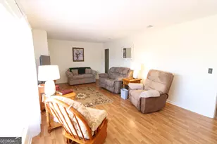 2337 Spring St, Waycross, GA 31503 - Photo 12