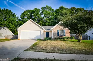 481 Sarah's Ln, Locust Grove, GA 30248 - Photo 2