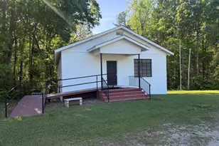 5047 W Point Rd, Lagrange, GA 30240 - Photo 2