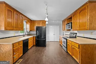 145 Pettit Ln, Athens, GA 30605 - Photo 4