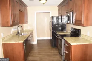 111 Raymond Cir, Warner Robins, GA 31088 - Photo 6