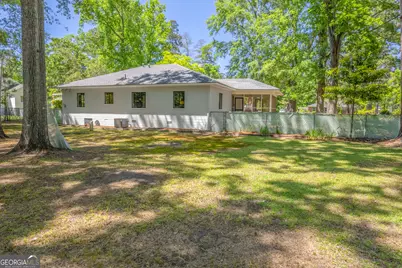 826 E McCarty Street, Sandersville, GA 31082 - Photo 16