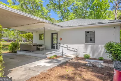 826 E McCarty Street, Sandersville, GA 31082 - Photo 10