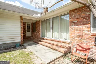 221 Marion St, Blackshear, GA 31516 - Photo 16
