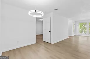 204 Berkeley Woods Dr, Duluth, GA 30096 - Photo 24