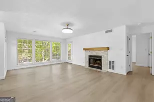204 Berkeley Woods Dr, Duluth, GA 30096 - Photo 6
