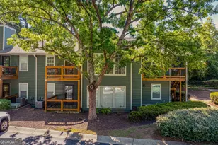 204 Berkeley Woods Dr, Duluth, GA 30096 - Photo 2