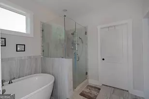 156 Lk Pt Dr, Williamson, GA 30292 - Photo 18