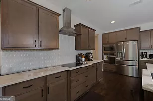 156 Lk Pt Dr, Williamson, GA 30292 - Photo 6