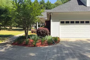332 Wynterhall Dr, Griffin, GA 30224 - Photo 4