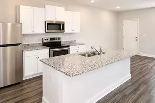 373 Oakwood Dr NW, Milledgeville, GA 31061 - Photo 10
