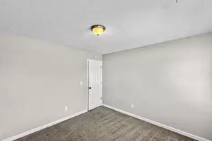 178 Marsh Glen Dr, Jonesboro, GA 30238 - Photo 12