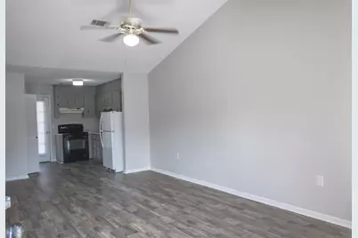 140 Lanier Drive #141, Statesboro, GA 30458 - Photo 2
