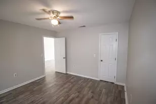 140 Lanier Dr, Statesboro, GA 30458 - Photo 10