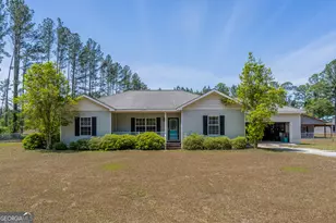 4378 Barber, Waycross, GA 31503 - Photo 2