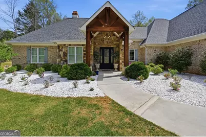 931 Antrim Glen Drive, Hoschton, GA 30548 - Photo 2