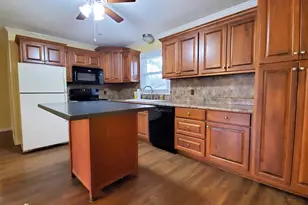 48 Leigh St, Commerce, GA 30529 - Photo 6