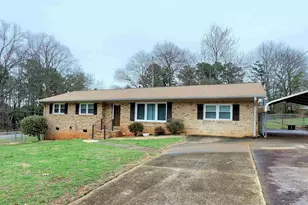 48 Leigh St, Commerce, GA 30529 - Photo 1