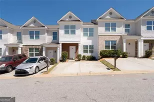 2813 Laurel Ridge Cir, Atlanta, GA 30344 - Photo 4