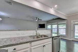 7245 Heritage Oak Ct, Cumming, GA 30040 - Photo 28