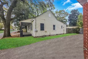 109 W 57th St, Savannah, GA 31405 - Photo 2