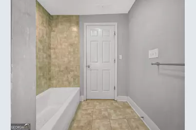 109 W 57th Street, Savannah, GA 31405 - Photo 30