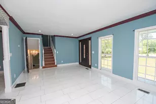 420 Henson Cir, Carrollton, GA 30117 - Photo 4