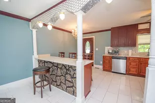 420 Henson Cir, Carrollton, GA 30117 - Photo 6