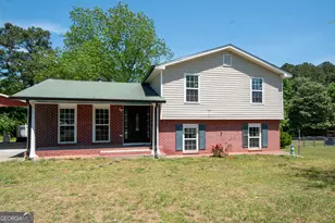 420 Henson Cir, Carrollton, GA 30117 - Photo 1