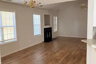 128 Shadowbrooke Circle, Loganville, GA 30052 - Photo 2