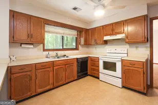 112 Fountain Head, Peachtree City, GA 30269 - Photo 10