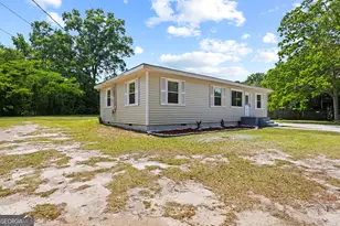 237 Suzanne Dr, Warner Robins, GA 31093 - Photo 2