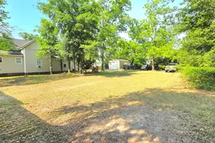 225 N Kennedy St, Metter, GA 30439 - Photo 4