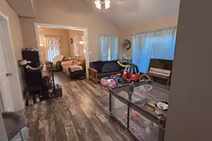 225 N Kennedy St, Metter, GA 30439 - Photo 10