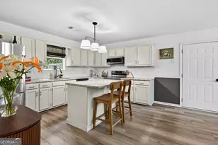 40 Austin Woods Dr, Senoia, GA 30276 - Photo 6