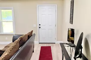 6946 Main St, Cobbtown, GA 30420 - Photo 12